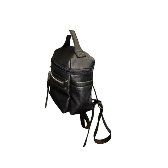 Kenneth Cole Reaction Backpack Bag - Picture 8 of 11